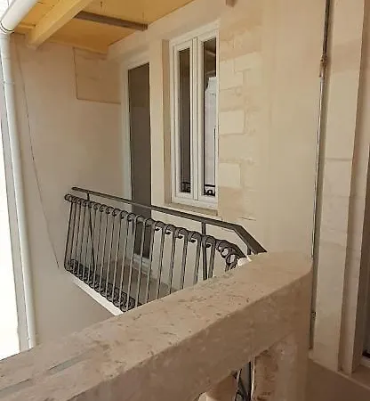 Palazzo Ancona * Μαρτίνα Φράνκα