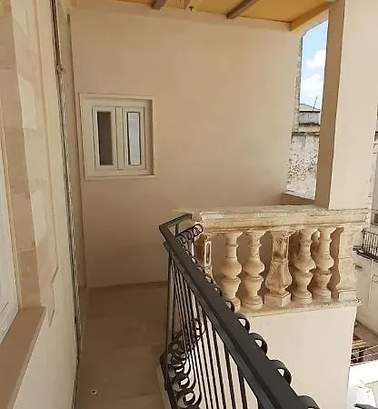 Palazzo Ancona Διαμέρισμα *